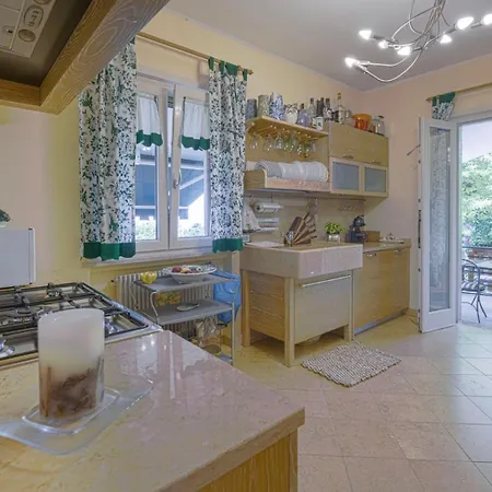 Villa Il Nel Bosco San Zeno di Montagna